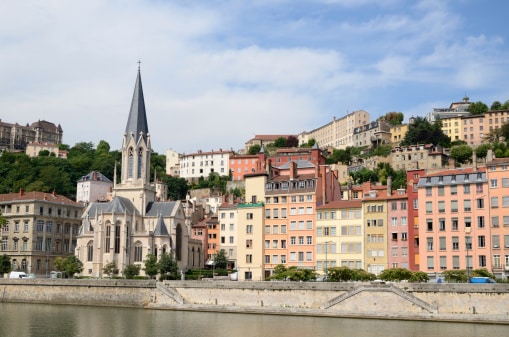 Pourquoi investir dans l’immobilier ancien à Lyon ?