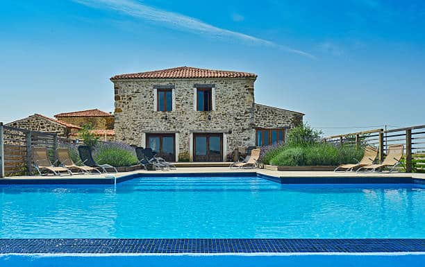 Villa de luxe avec piscine en bord de mer